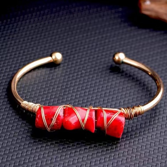 Luxe bohemian natural amethyst cuff bracelet - Picture 14 of 14